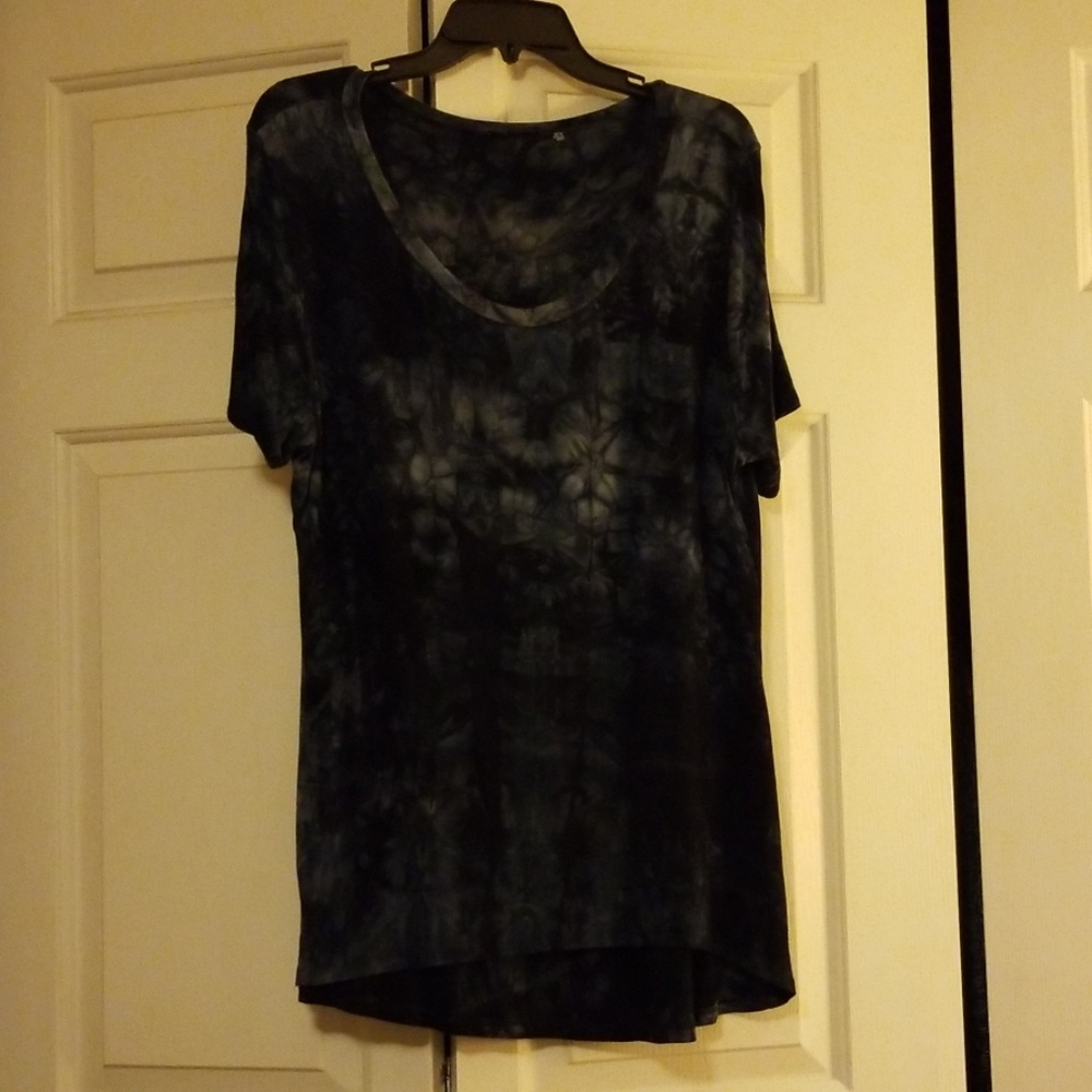 Navy Tie dye Tee